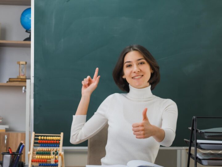 Nowoczesna aula otwarta dla uczniów i nauczycieli Zespołu Szkół Nr 1 dzięki inwestycjom Powiatu Kołobrzeskiego