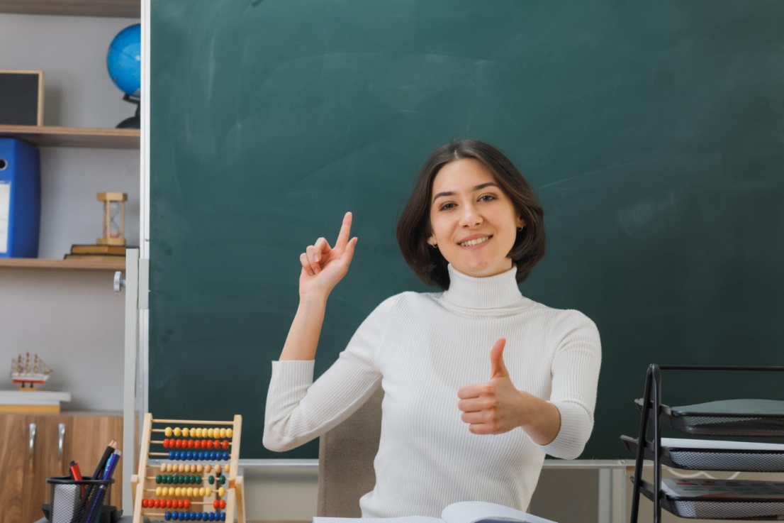 Nowoczesna aula otwarta dla uczniów i nauczycieli Zespołu Szkół Nr 1 dzięki inwestycjom Powiatu Kołobrzeskiego