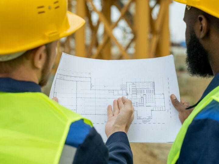 Czy mieszkańcy Kołobrzegu mogą wykupić lokale za 95% bonifikaty? Kontrowersje wokół nowego projektu uchwały.