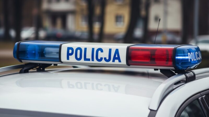 Policjanci z Gościna uczą dzieci, jak bezpiecznie dotrzeć do szkoły