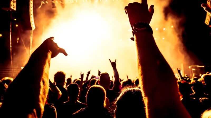SBB znów na scenie! Legendy polskiego rocka zagrają w Kołobrzegu!