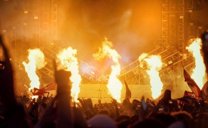 Czarująca podróż muzyczna w Kołobrzegu – „W Krainie Czardasza” znów na scenie!