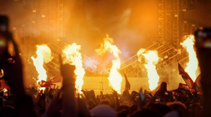 Czarująca podróż muzyczna w Kołobrzegu – „W Krainie Czardasza” znów na scenie!