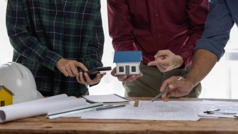 Pobłocie Małe zyskuje nową energię: kompleksowa modernizacja budynku w Gminie Gościno