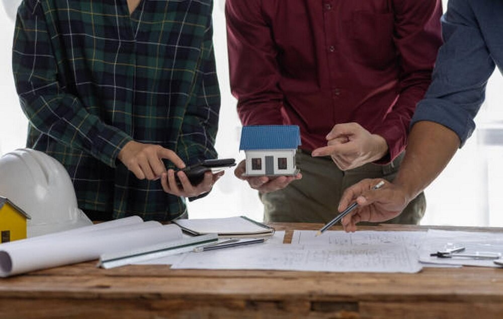 Pobłocie Małe zyskuje nową energię: kompleksowa modernizacja budynku w Gminie Gościno