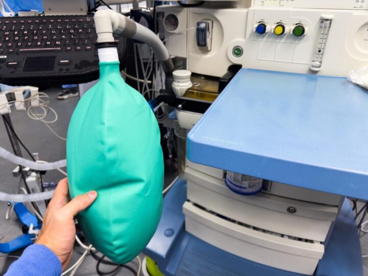 Policjant jako kluczowy ratownik w sytuacjach nagłych napadów padaczkowych