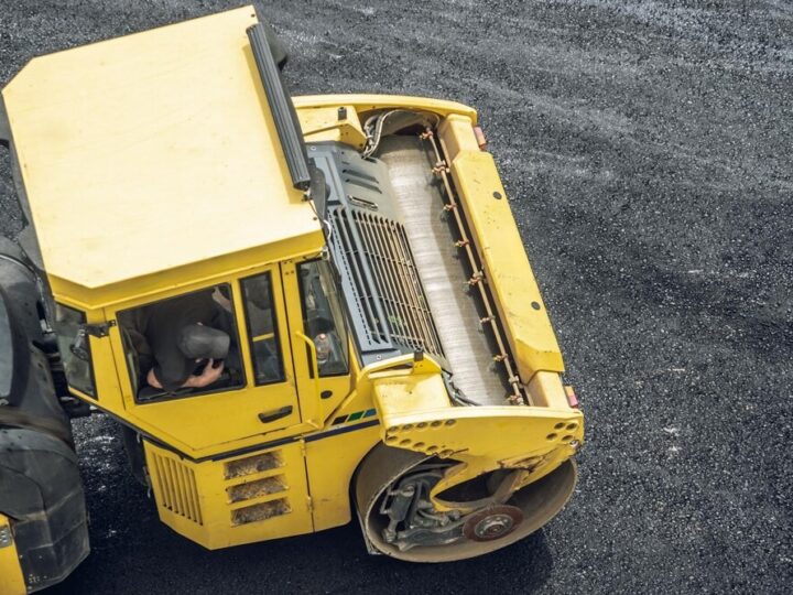 Bezpieczniejsza droga w Robuniu: Gmina Gościno inwestuje w modernizację infrastruktury