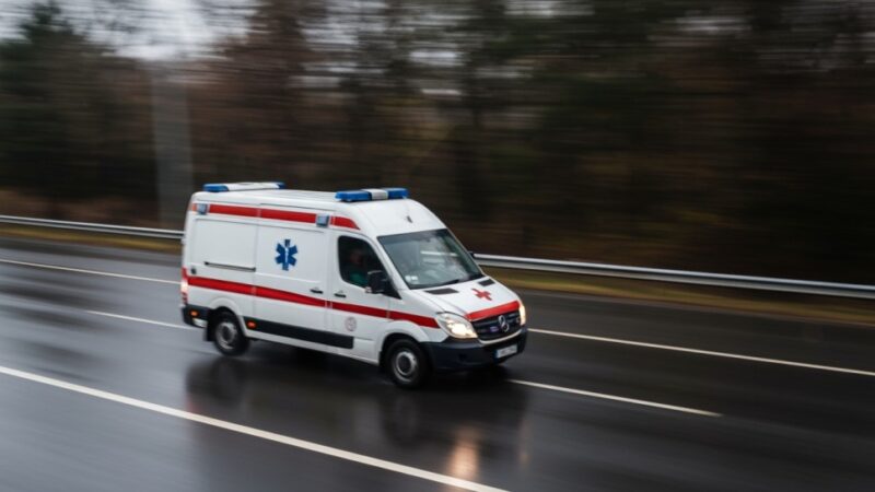 Czujna sąsiadka uratowała seniorkę z opresji