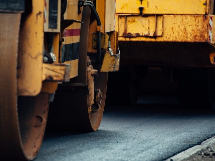 Dofinansowanie na rozbudowę drogi Sianożęty–Kukinia podpisane!