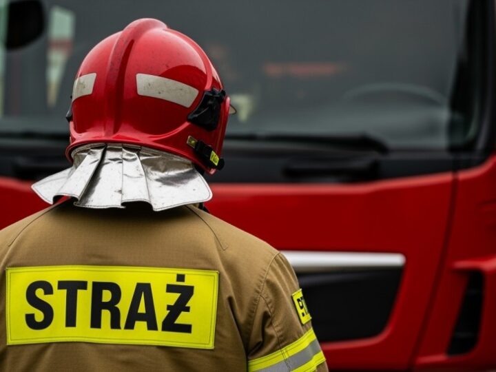 Obchody Dnia Strażaka w Kołobrzegu: Wdzięczność i wyróżnienia dla bohaterów służby