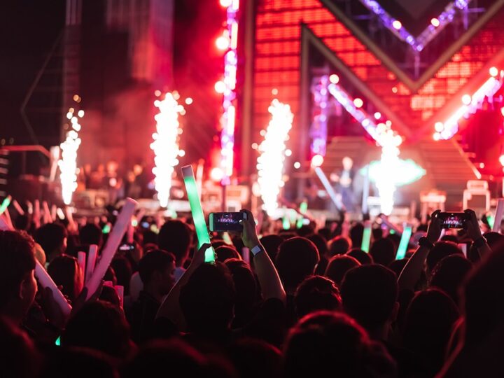 Książkowa strefa na Pol’and’Rock Festival: przynieś swoje historie!