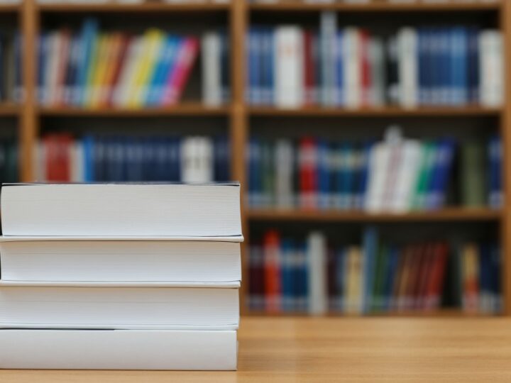 Głosuj na swoją ulubioną książkę w plebiscycie Jantar 2026!