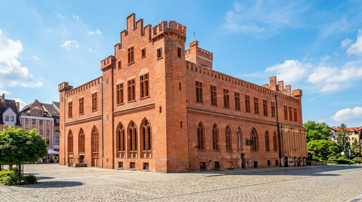 Wydział Komunikacji rusza przy Gryfitów 10